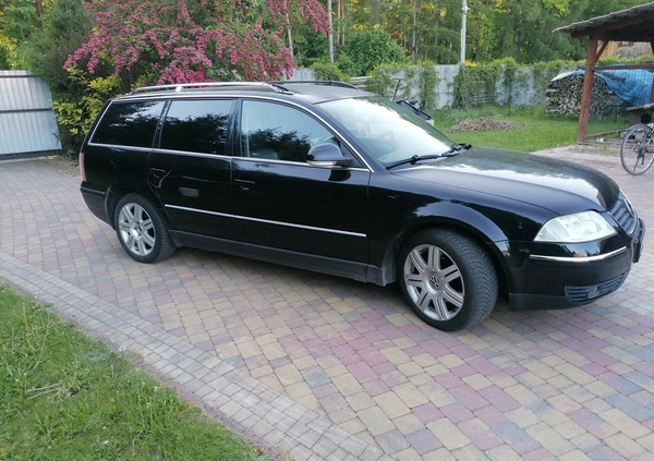 Volkswagen Passat cena 8500 przebieg: 160000, rok produkcji 2005 z Rzeszów małe 22